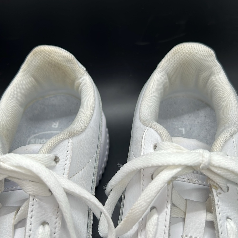 PUMA Carina 2.0, women sz 8.5 US. - Picture 5 of 10